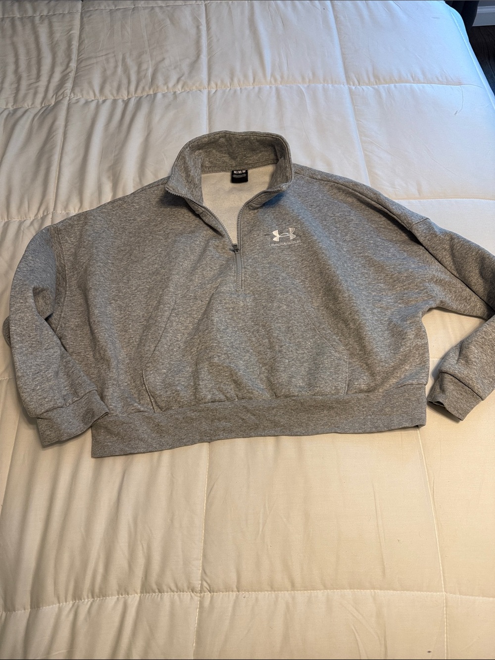 Under Armour woman’s medium Heather Gray Quarter-Zip Sweatshirt